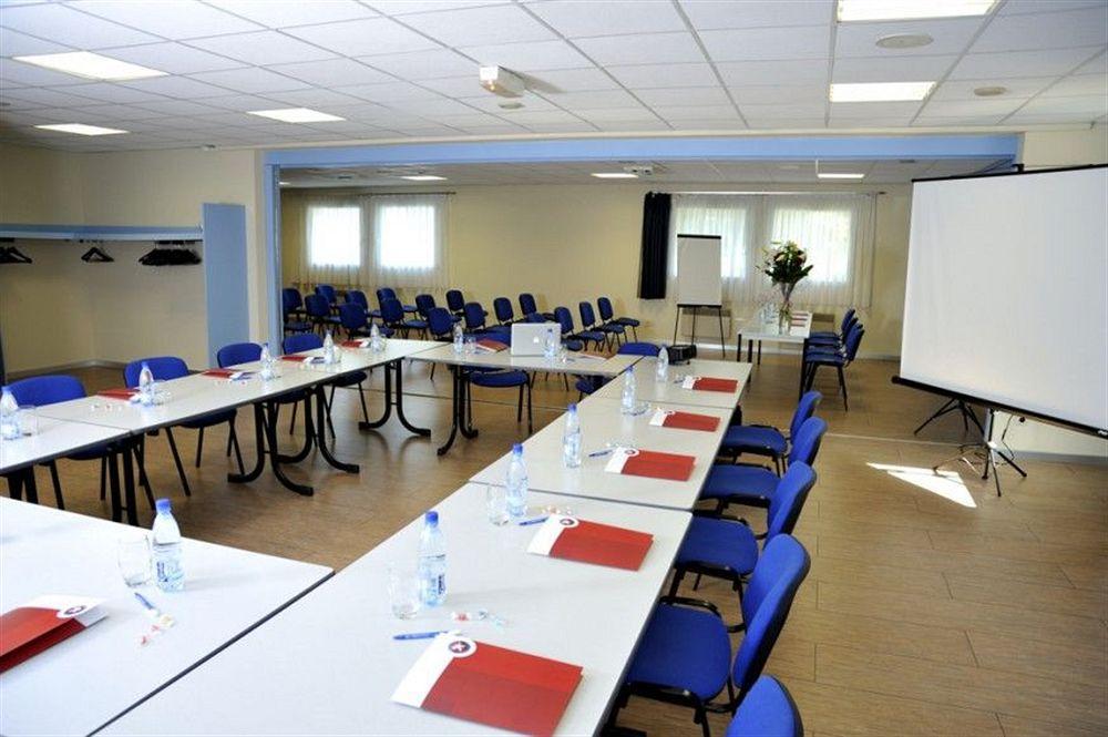Ibis Styles Bale-Mulhouse Aeroport Hotel Blotzheim Exterior photo