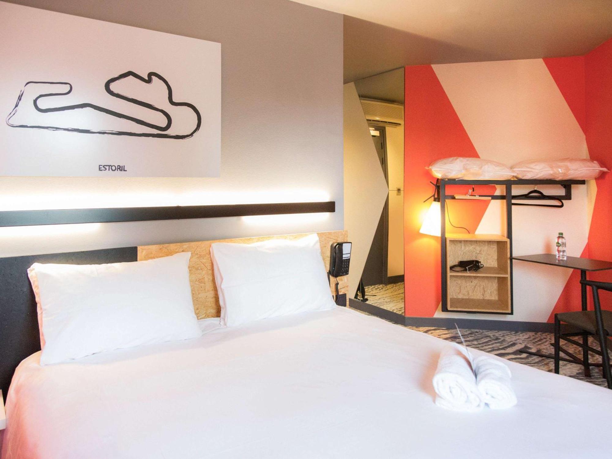 Ibis Styles Bale-Mulhouse Aeroport Hotel Blotzheim Exterior photo
