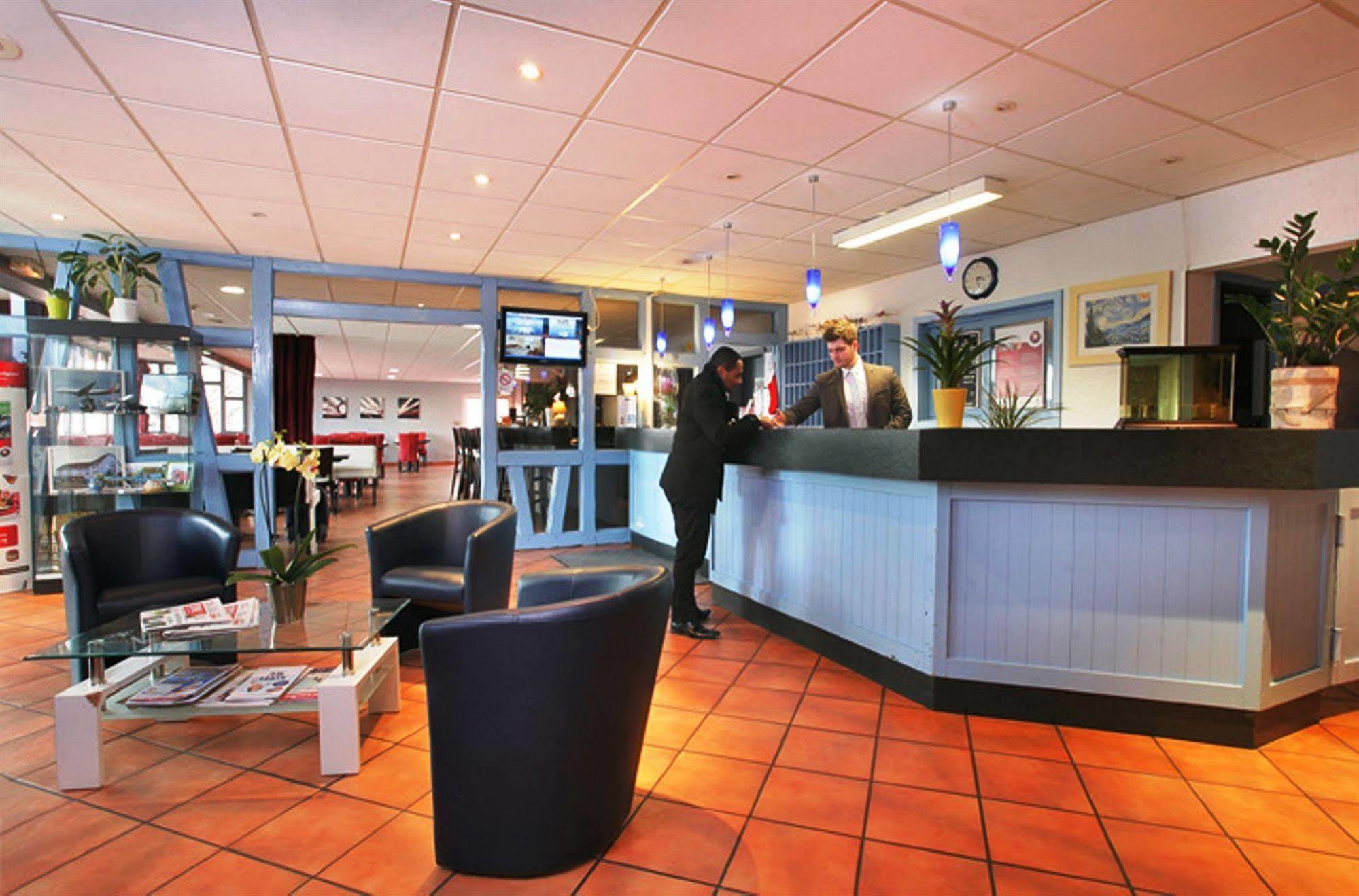 Ibis Styles Bale-Mulhouse Aeroport Hotel Blotzheim Exterior photo